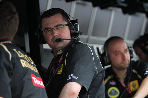 Boullier sigue la evolución de sus pilotos