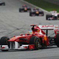 Fernando Alonso sólo pudo ser 6º en Malasia 2011