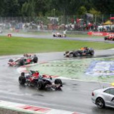 Los Fórmula 1 detrás del safety car