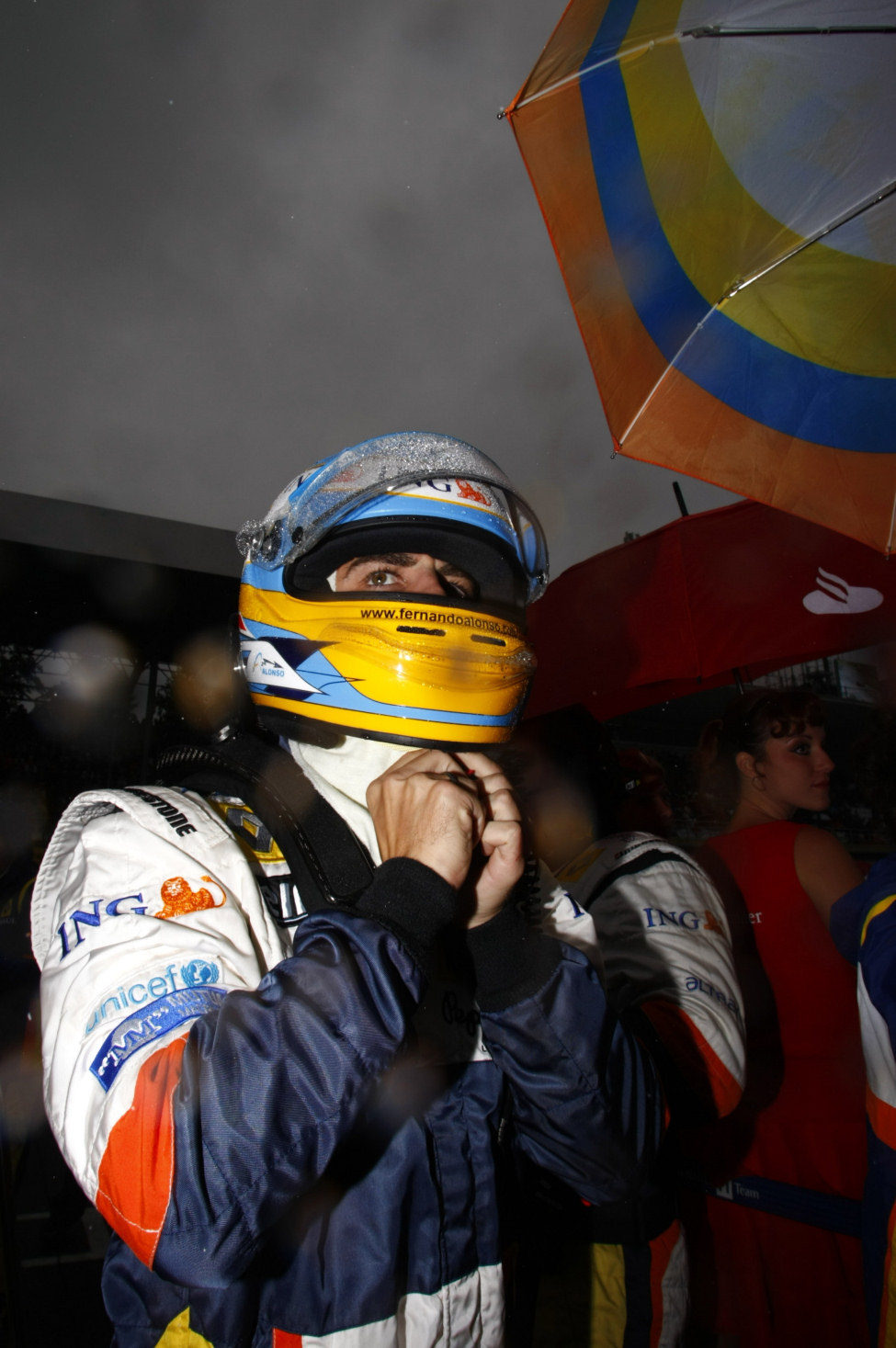 Alonso en la parrilla de salida