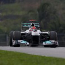 Michael Schumacher rueda en Sepang