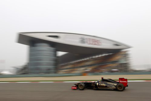 Heidfeld en el Circuito Internacional de Shanghai