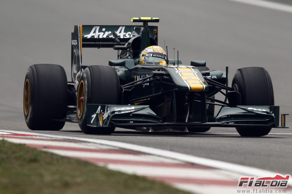 Luiz Razia en la pista de Shangai 