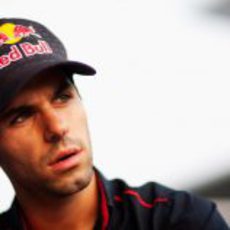 Jaime Alguersuari llega a Shangai