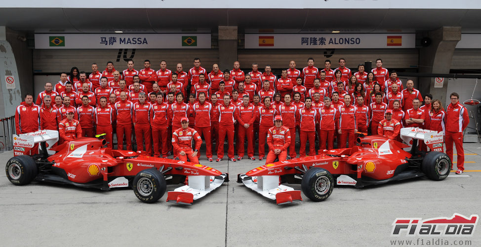 Foto de familia de Ferrari en China 2011