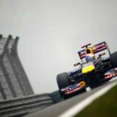 Vettel toma contacto con la pista en el GP de China 2011