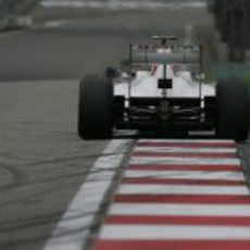 El 'Checo' Pérez activa el DRS en China 2011