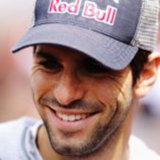 Alguersuari, sonriente