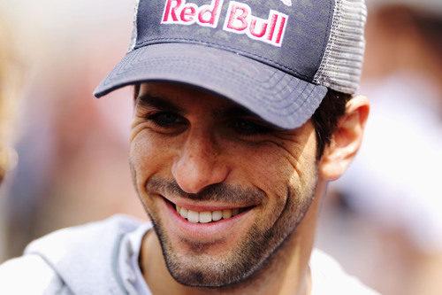 Alguersuari, sonriente