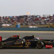 Heidfeld y Petrov rodando en paralelo en el GP de China 2011