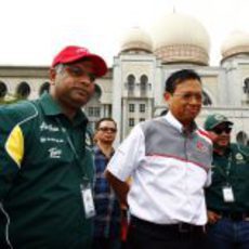 Tony Fernandes en Putrajaya, Malasia