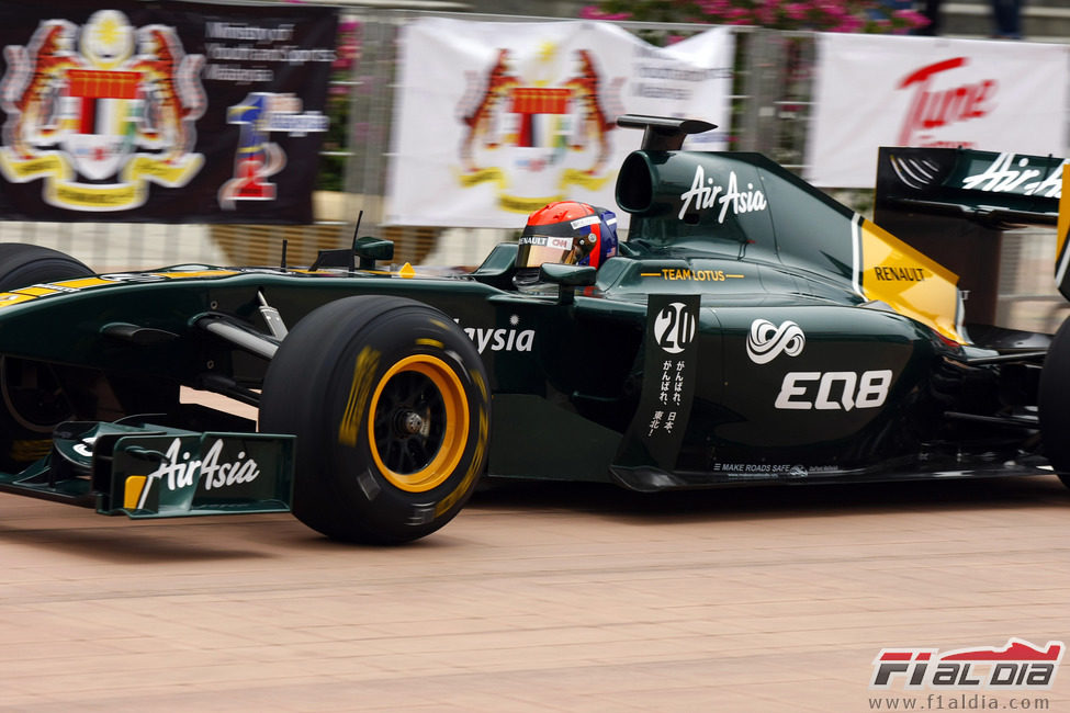 Alexander Rossi pilotando el T128 en Putrajaya, Malasia