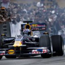 Coulthard en las calles de Kuala Lumpur 2011