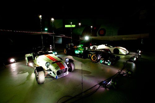 El Lotus/Caterham Seven junto a su hermano mayor y el T128