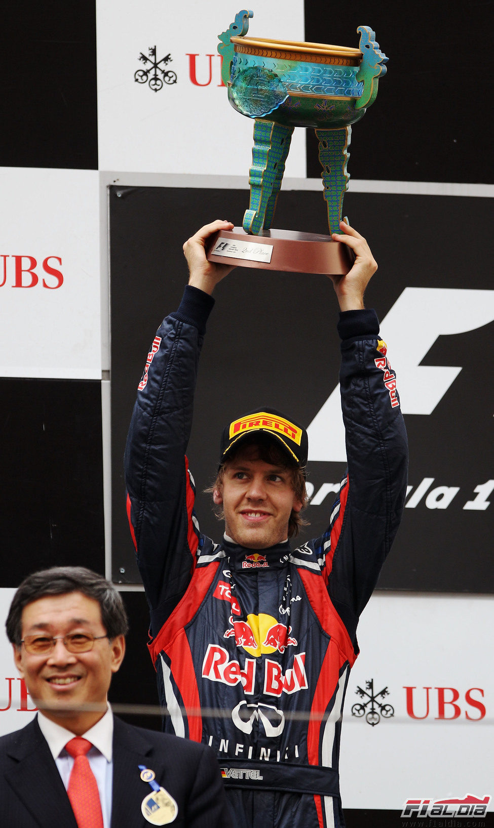 Vettel en el segundo cajón del podio en el GP de China de 2011