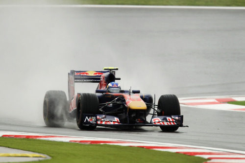 Daniel Ricciardo bajo la lluvia del GP de Turquía 2011