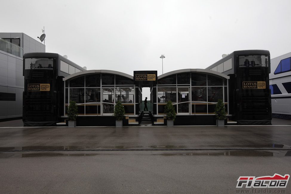 El motorhome de Lotus Renault GP