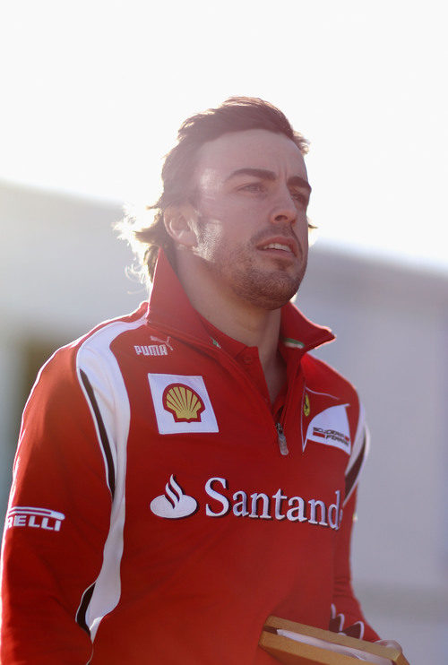 Fernando Alonso se marcha del circuito de Estambul