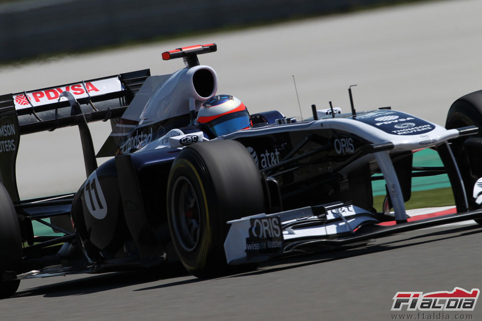 Barrichello durante la clasificación del GP de Turquía 2011