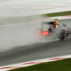 Webber sobre mojado en Turquía 2011