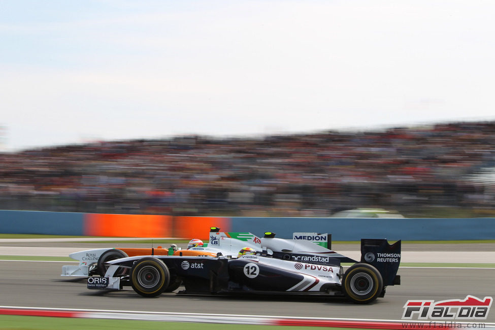 Maldonado luchando con un Force India