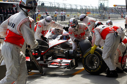 Parada en boxes de McLaren en el GP de Turquía 2011