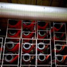 Neumáticos Pirelli almacenados en Izmit