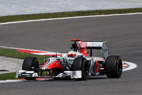 Karthikeyan durante la clasificación del GP de Turquía 2011