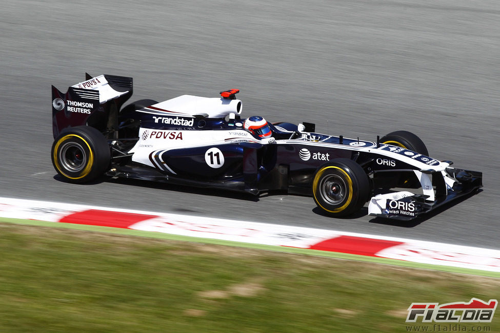 Rubens Barrichello durante la FP2 del GP de España 2011