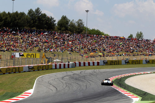 Mucho público en la 'pelouse' del Circuit de Catalunya