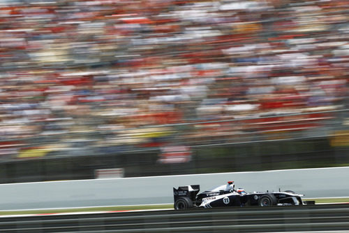 Barrichello a toda velocidad en Montmeló