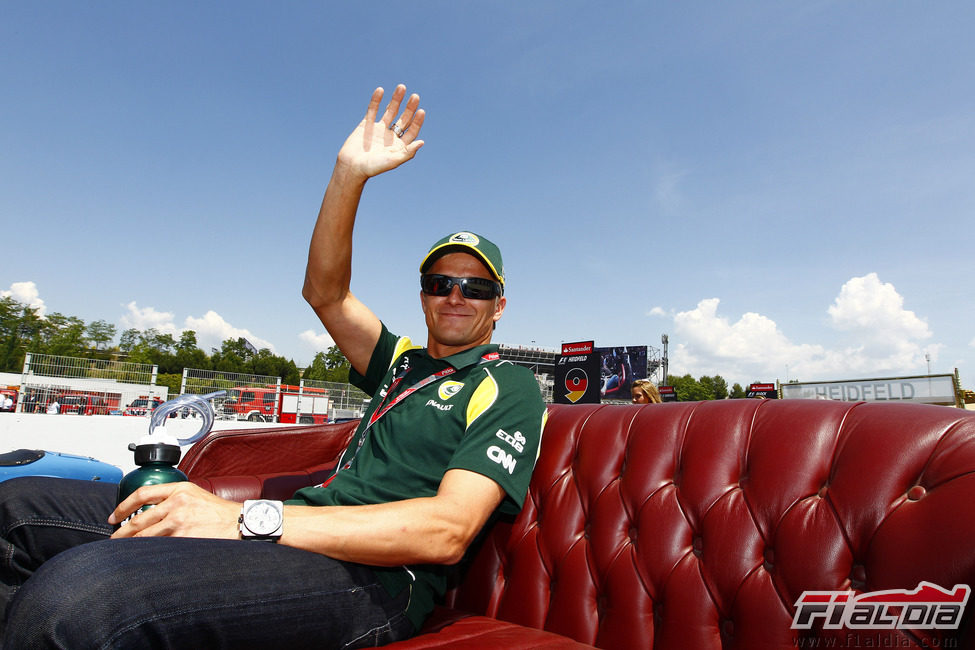Heikki Kovalainen en el Driver's Parade