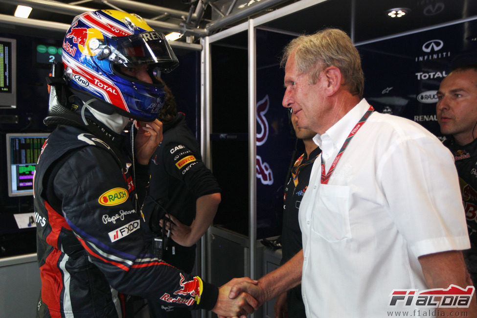Marko felicita a Webber por su pole en el GP de España 2011