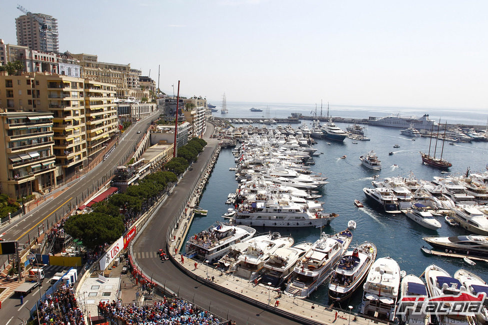 El puerto de Montecarlo durante los primeros libres del Gran Premio