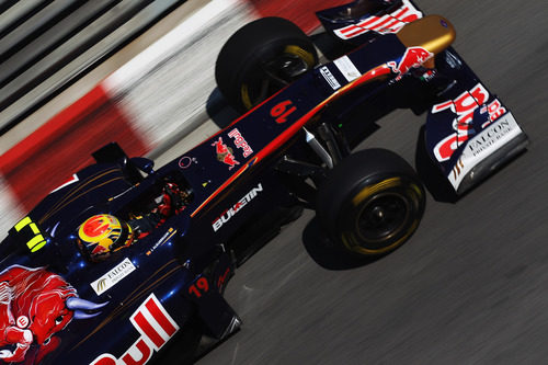 Alguersuari durante los libres del GP de Mónaco 2011