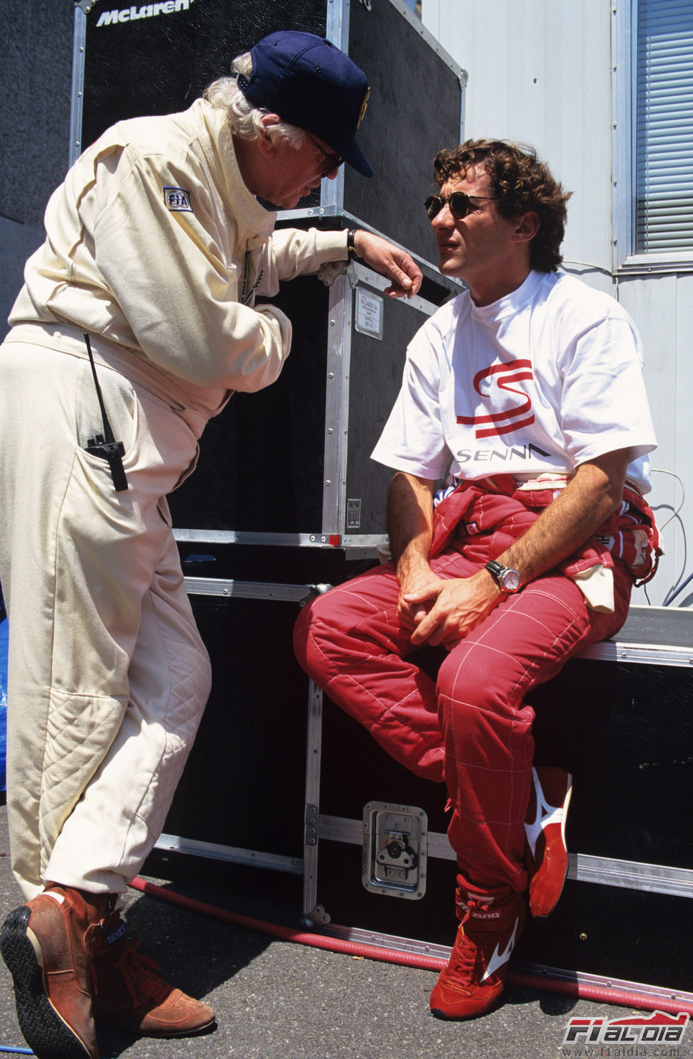 Ayrton Senna junto a su médico personal