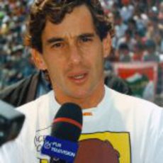 Senna en la parrilla del GP de Japón de 1993