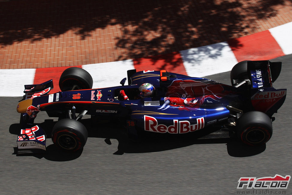 Buemi durante la clasificación del GP de Mónaco 2011