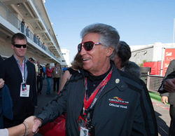 Mario Andretti señala que los coches cliente permitirían reducir costes en la F1