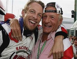 Jenson Button se despide de su padre y agradece las muestras de cariño recibidas