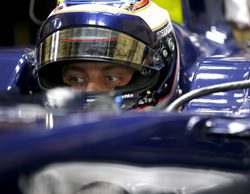 Bottas: "El coche se comporta muy distinto al del año pasado"