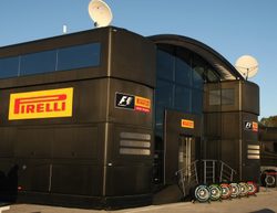 Los equipos probarán hoy los neumáticos de lluvia en Jerez