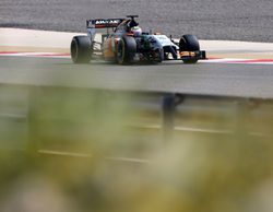 Sergio Pérez gana el duelo en el desierto y se impone a Alonso y Ricciardo en Baréin