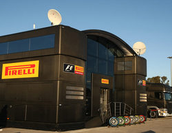 Paul Hembery: "Esperamos entre dos y tres pit stops en la carrera de Baréin"