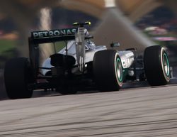 Nico Rosberg encabeza con holgura el primer día de test en Baréin