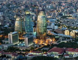 Bernie Ecclestone confirma que habrá GP de Azerbaiyán a partir de 2015