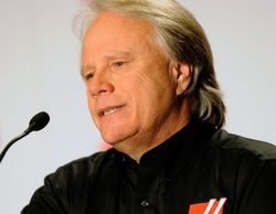 Gene Haas niega los rumores que le relacionan con la compra de Lotus o Caterham