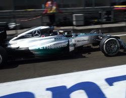 Lewis Hamilton deja claro quién manda al liderar los Libres 2 del GP de Hungría 2014
