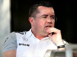 Boullier, sobre la F1: "Hay que atraer a más aficionados e introducir nuevas tecnologías"