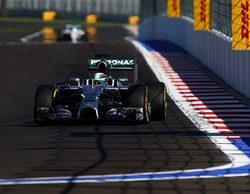 Lewis Hamilton consigue la primera pole del Gran Premio de Rusia